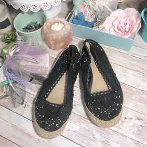 Old Navy Black Crochet Espadrille Flats Women’s Size 7 Jute Sole Scalloped Trim